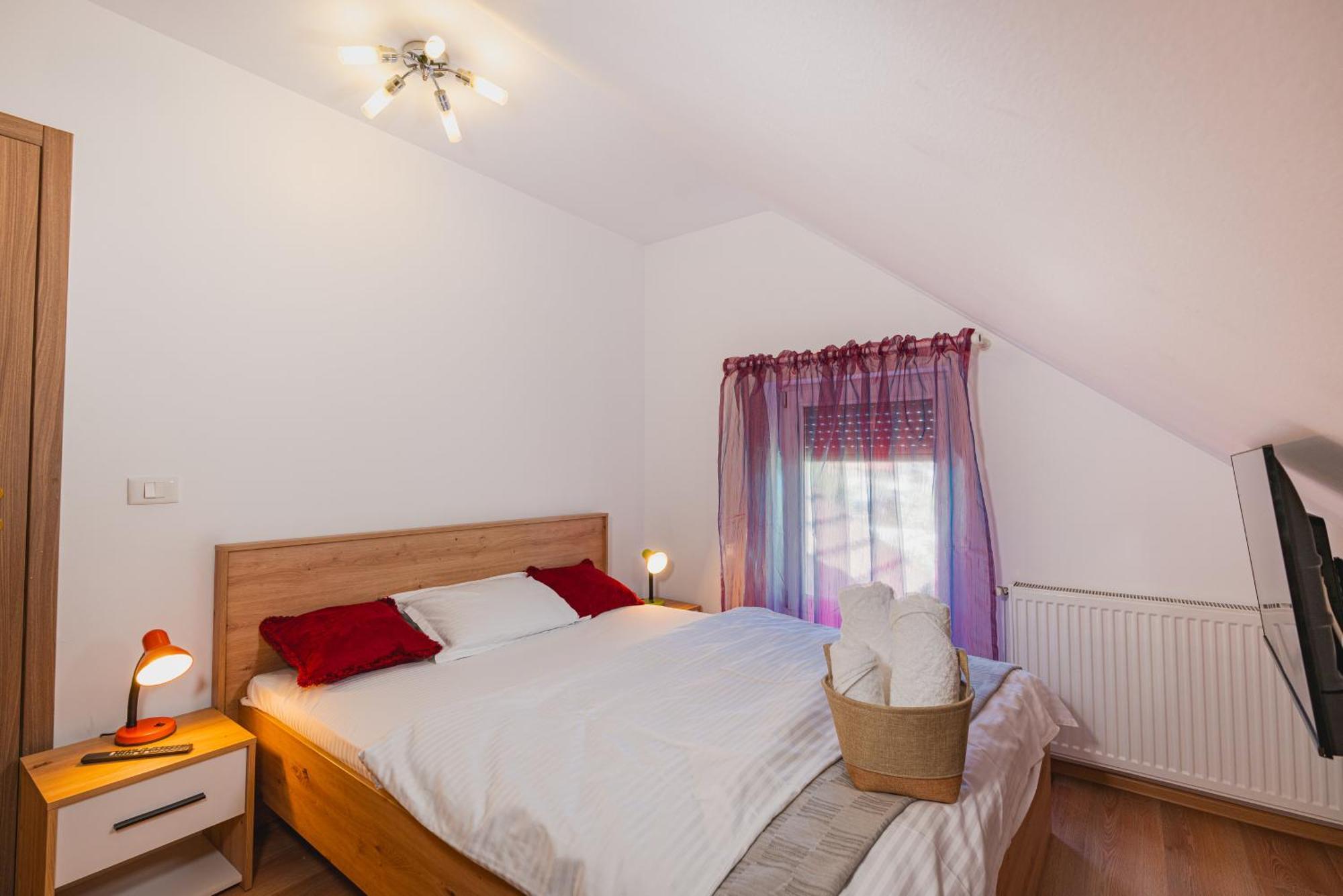 Pitstop Apartments Dumbravita  Экстерьер фото