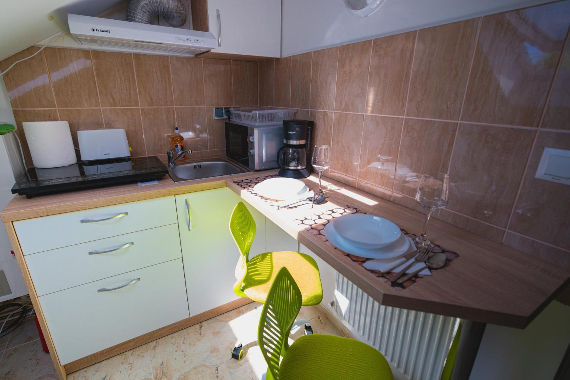 Pitstop Apartments Dumbravita  Экстерьер фото