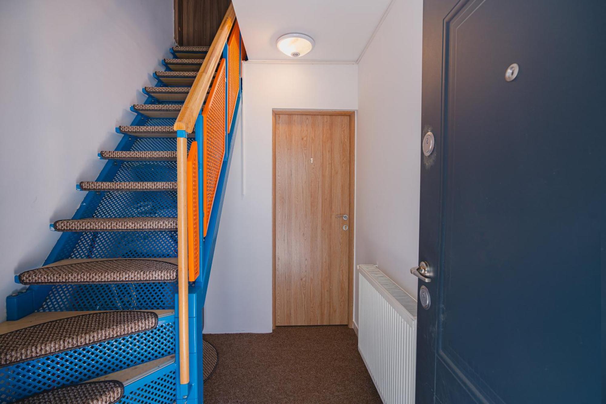 Pitstop Apartments Dumbravita  Экстерьер фото