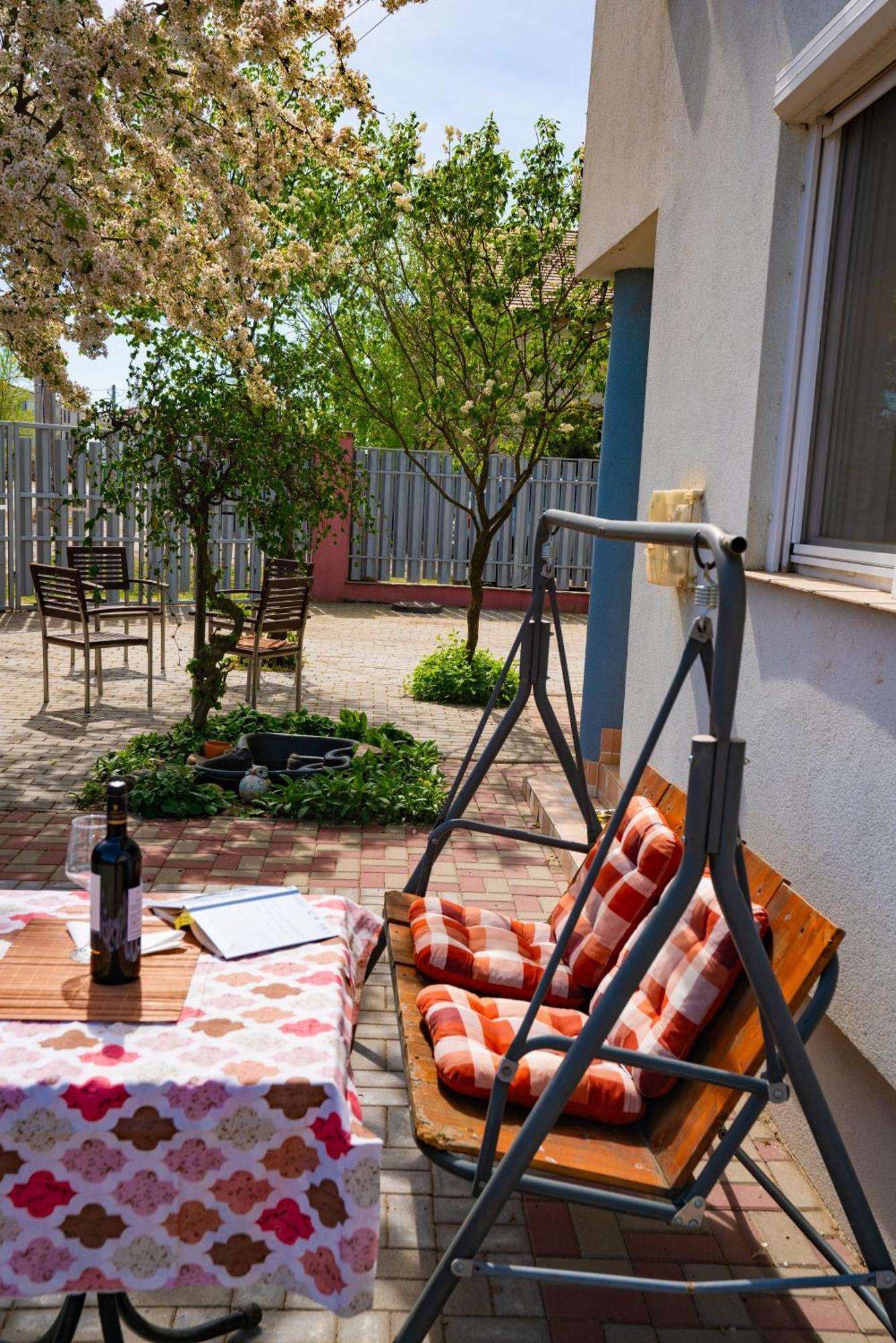 Pitstop Apartments Dumbravita  Экстерьер фото